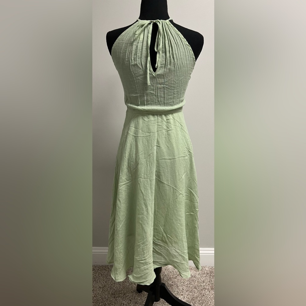 Embroidered Halter Dress - Picture 3 of 4